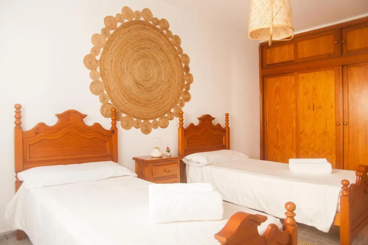 Apartamentos Thaisay Malibu Tías